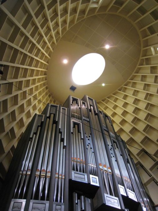 <p>La salle d'orgue du <span class="caps">CNSM</span></p>