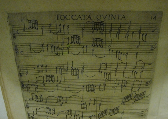 <p>Girolamo Frescobaldi : Toccate e Partite d'Intavolatura. Libro Primo.</p>
<p><a href="http://badigit.comune.bologna.it/cmbm/images/ripro/gaspari/_Z168/Z168_001.asp" class="spip_url spip_out" rel="external">http://badigit.comune.bologna.it/cm...</a></p>