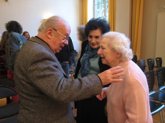 <p>Kenneth Gilbert, Myriam Soumagnac et Huguette Dreyfus.</p>